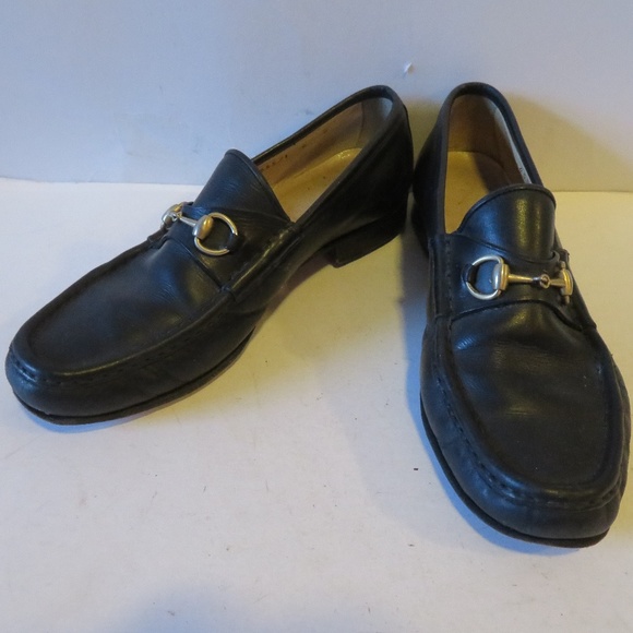 Gucci Shoes - GUCCI BLACK BRIXTON CLASSIC BUCKLE LOAFERS SIZE 8